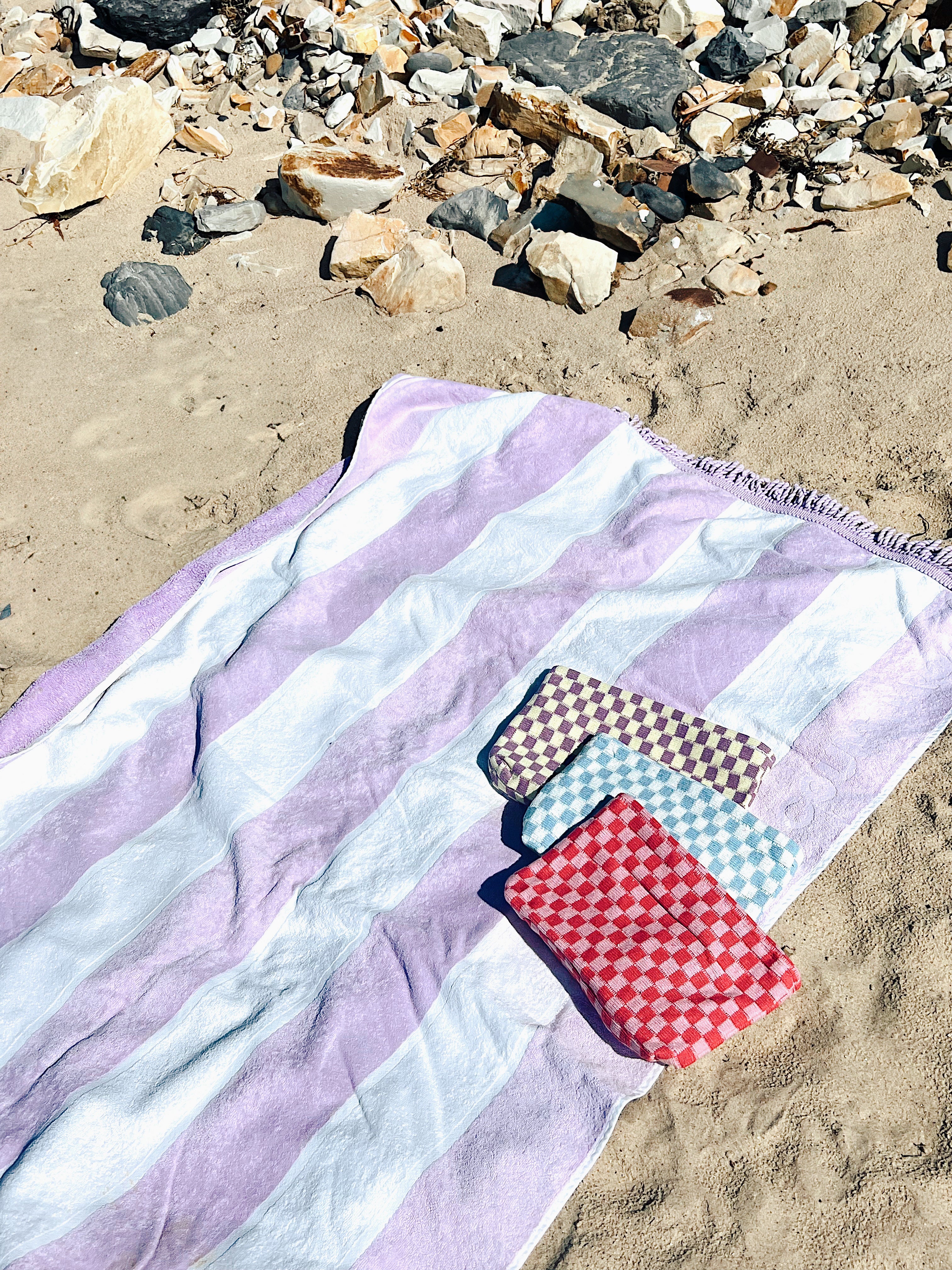 Checkered Beach Pouch