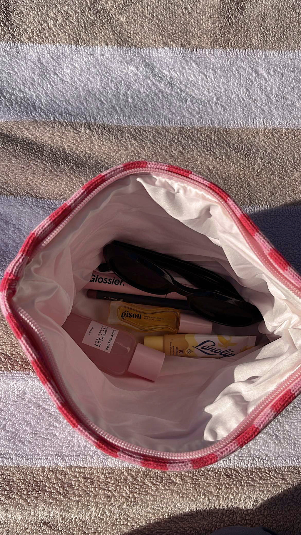 Checkered Beach Pouch